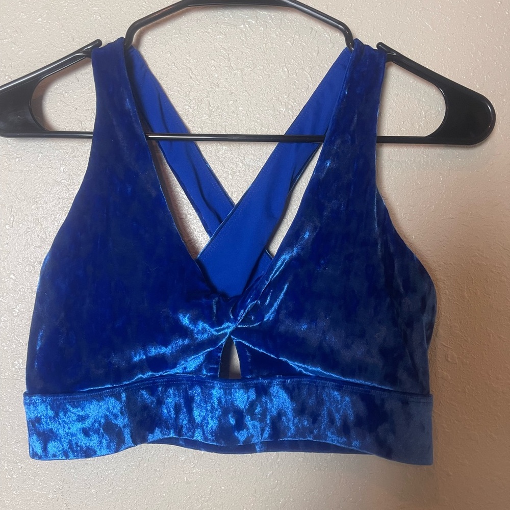 Fabletics Blue Velvet Women's Leggings and sports bra - Picture 8 of 16